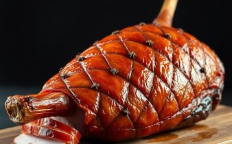 Glazed Christmas Ham